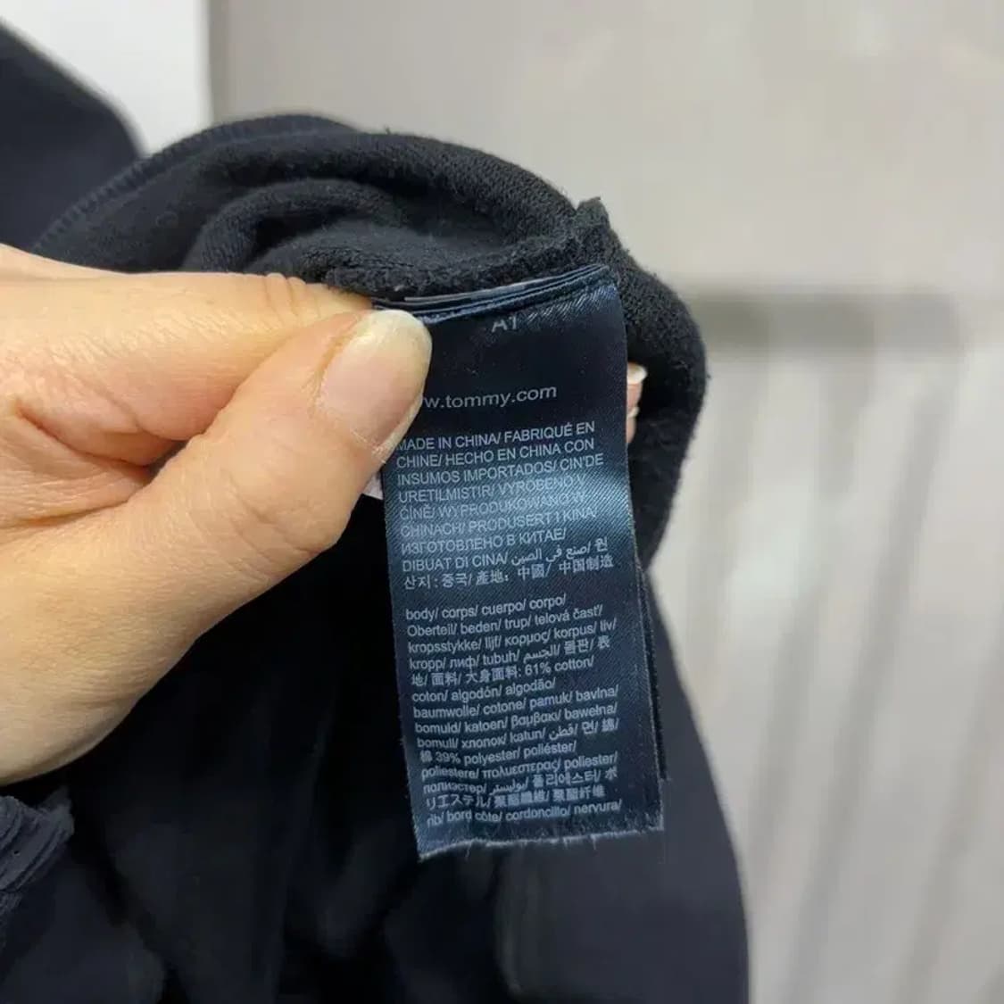 (100) 타미진스 캐주얼 자수 블랙 맨투맨 긴팔 티 상품이미지5