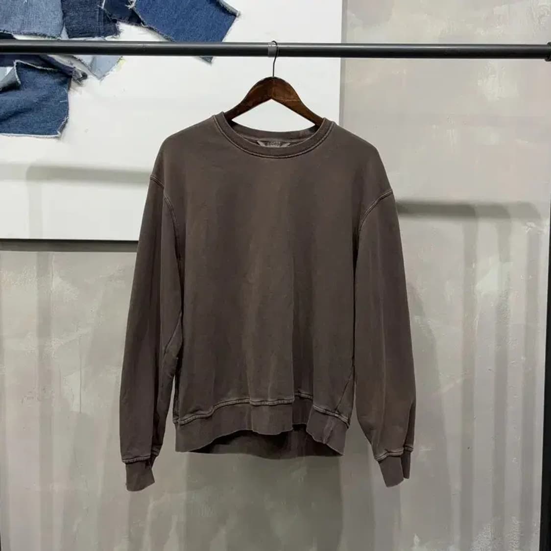 (100) 일꼬르소 캐주얼 브라운 무지 맨투맨 긴팔 티 상품이미지1