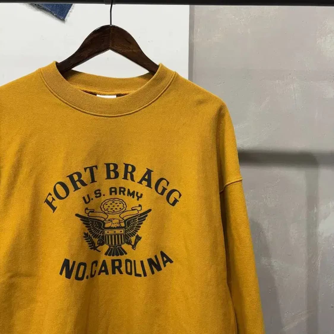 (110) 아웃스탠딩 캐주얼 프린팅 맨투맨 긴팔 티 상품이미지3