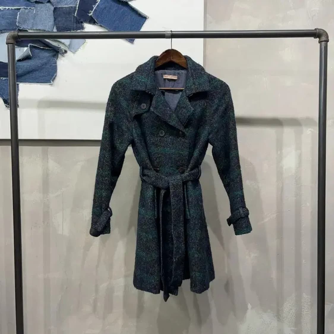 (85) 질스튜어트 여성 캐주얼 체크 더블버튼 벨티드 롱코트 상품이미지1