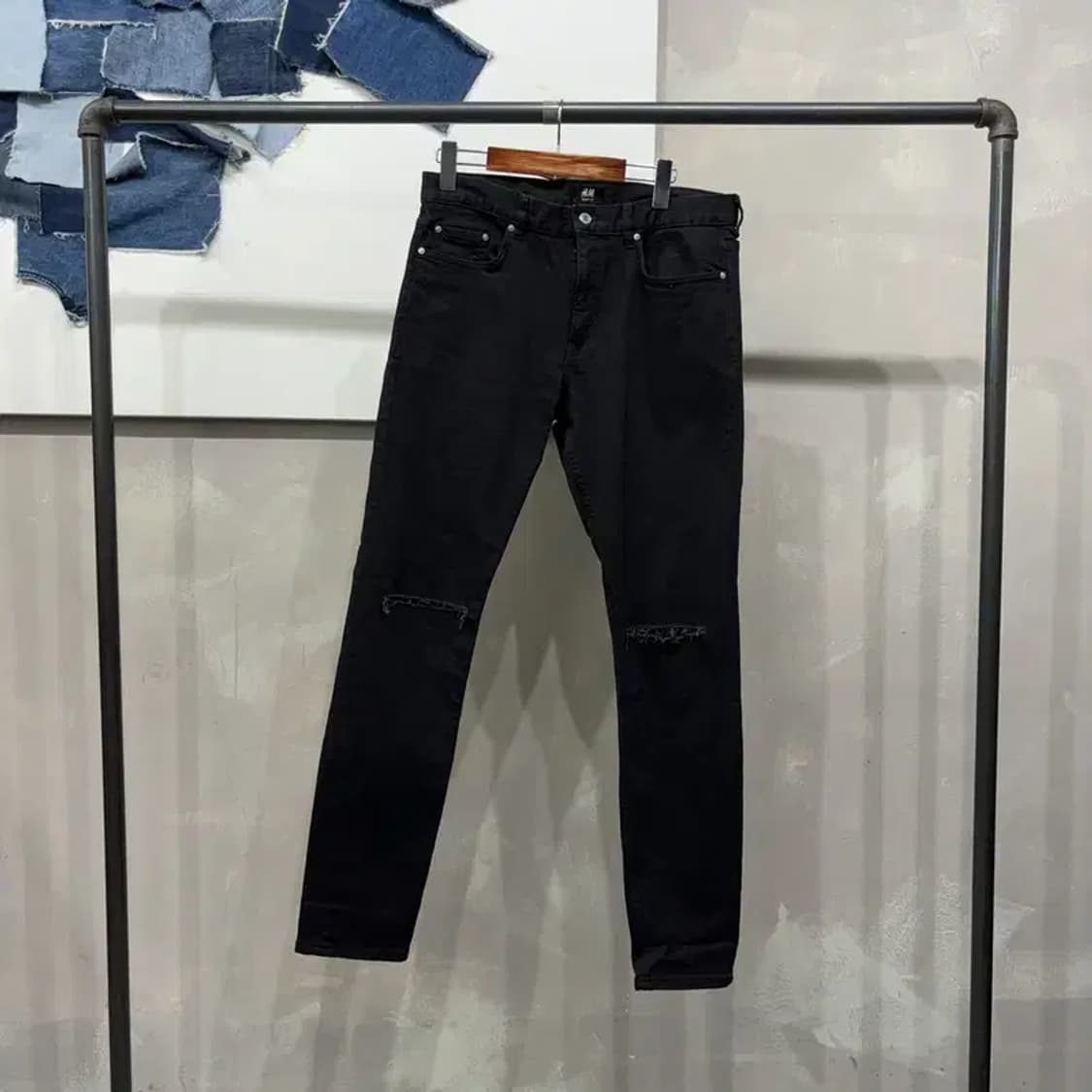 (31인치) H.M 흐앤므 스판 디스트로이드 스키니블랙진 흑청바지 상품이미지1