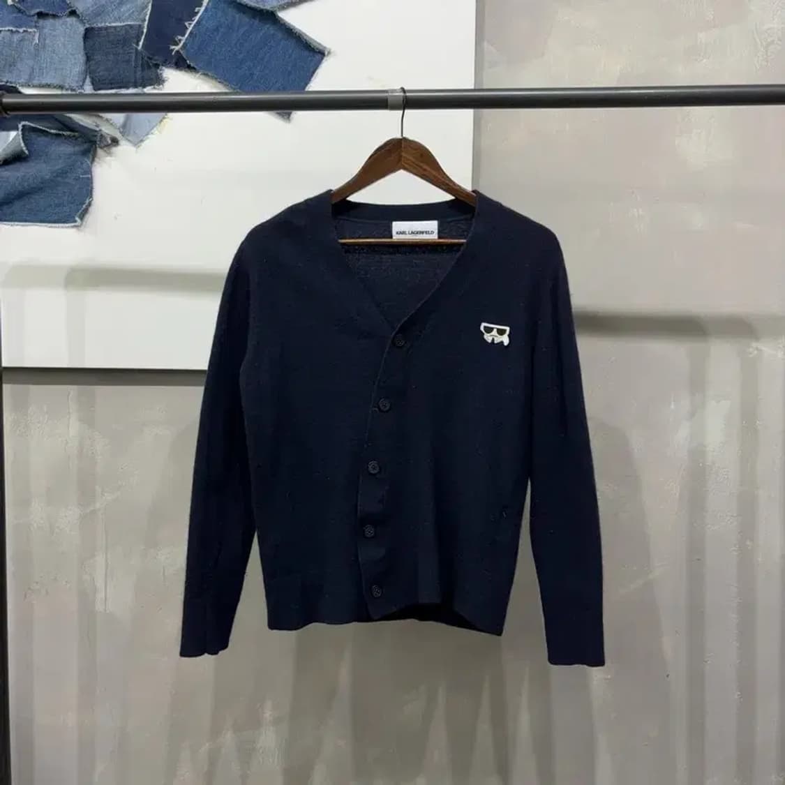 (95) 칼라거펠드 여성 캐주얼 자수 네이비 울 니트 가디건 상품이미지1