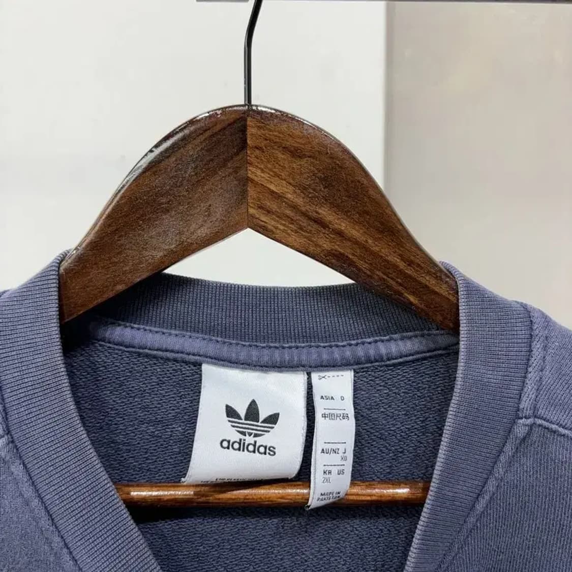 (100) 아디다스 스트릿 유로파 사이드라인 맨투맨 긴팔 티 상품이미지2