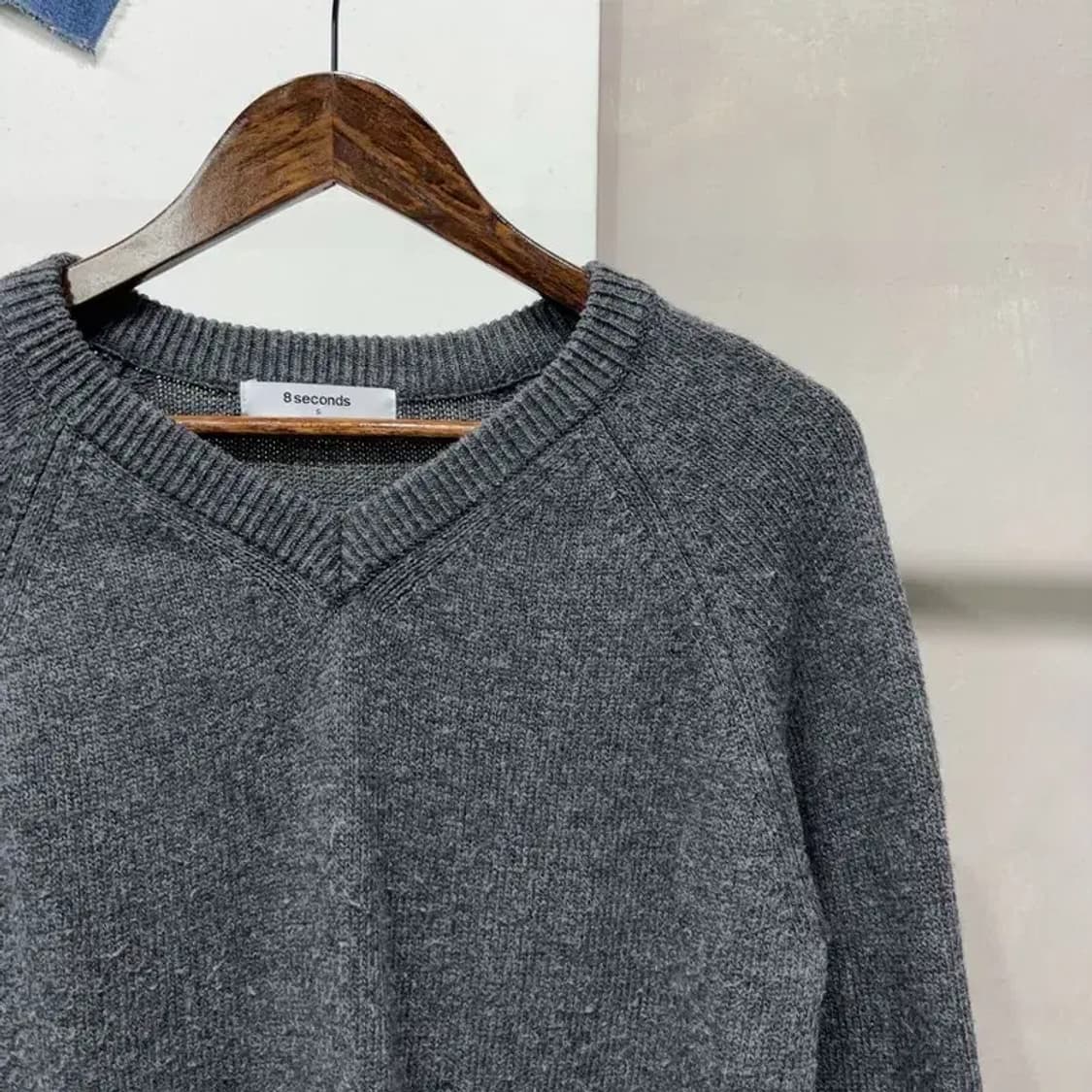 (85) 에잇세컨즈 여성 캐주얼 브이넥 캐시미어 울 니트 상품이미지3