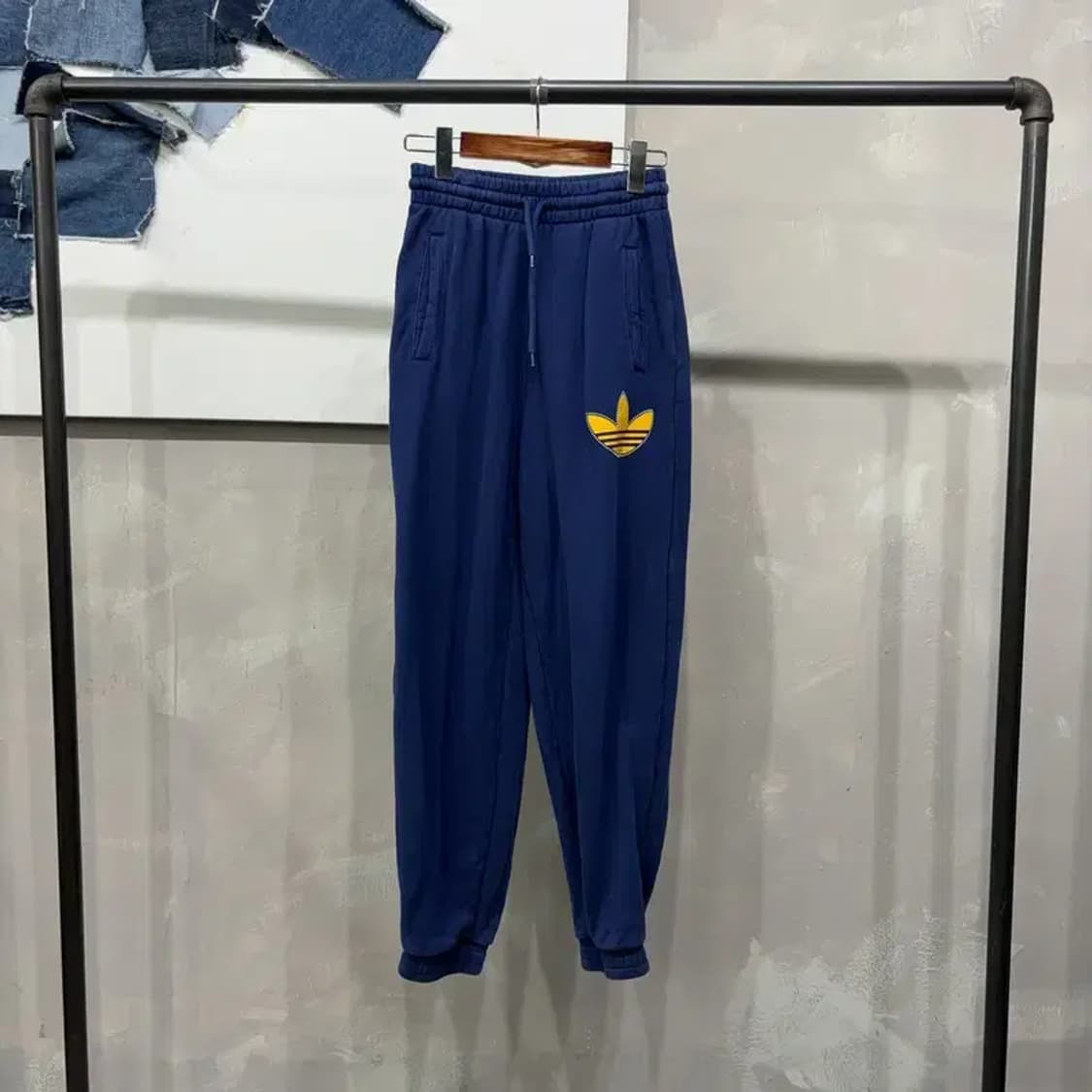 (24~25인치) 아디다스 여성 스트릿 파이어버드 밴딩 조거팬츠 바지 상품이미지1