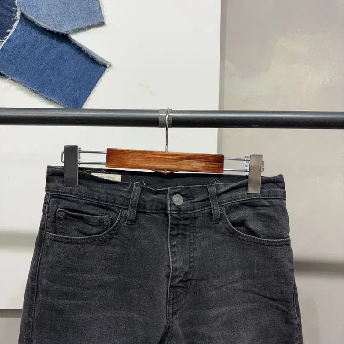 (28인치) 리바이스 511 블랭크탭 스판 흑청바지 블랙진 데님팬츠 상품이미지2