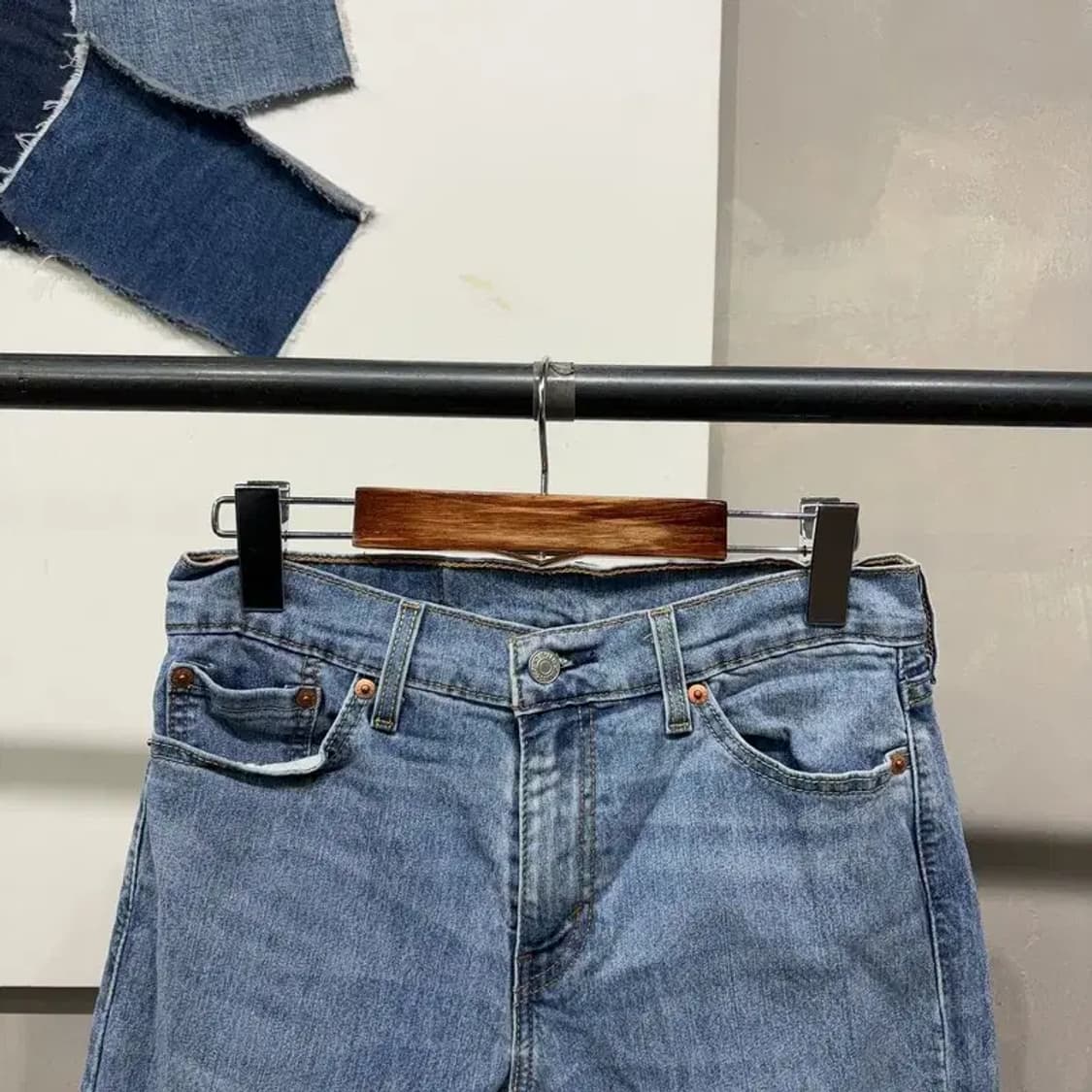 (30인치) 리바이스 511 캐주얼 스판 워싱 연청바지 데님팬츠 상품이미지2