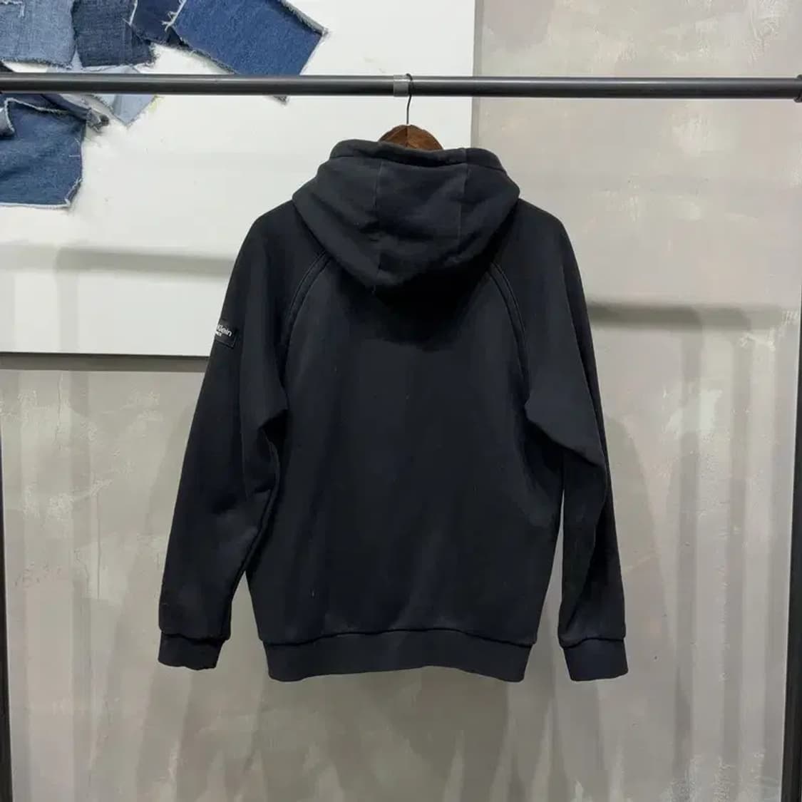 (100) 캘빈클라인 CK 캐주얼 프린팅 기모 후드티 상품이미지4