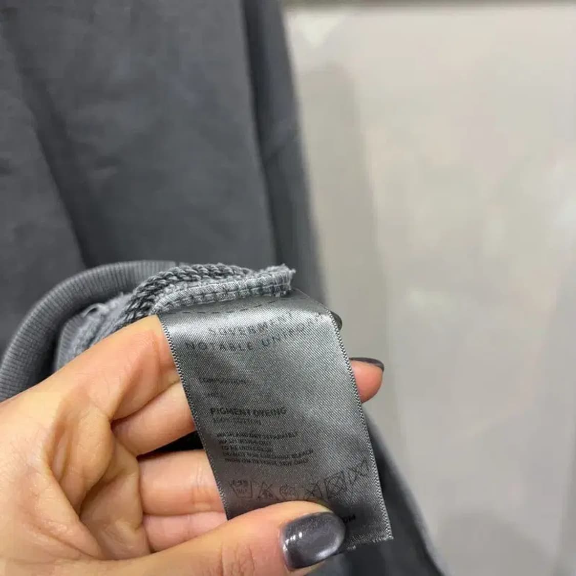 (110) 소버먼트 캐주얼 스트릿 피그먼트 맨투맨 긴팔 티 상품이미지5