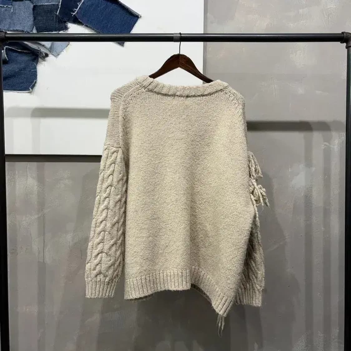 (100) H.M 흐앤므 여성 캐주얼 프린지 케이블 꽈배기 니트 상품이미지4