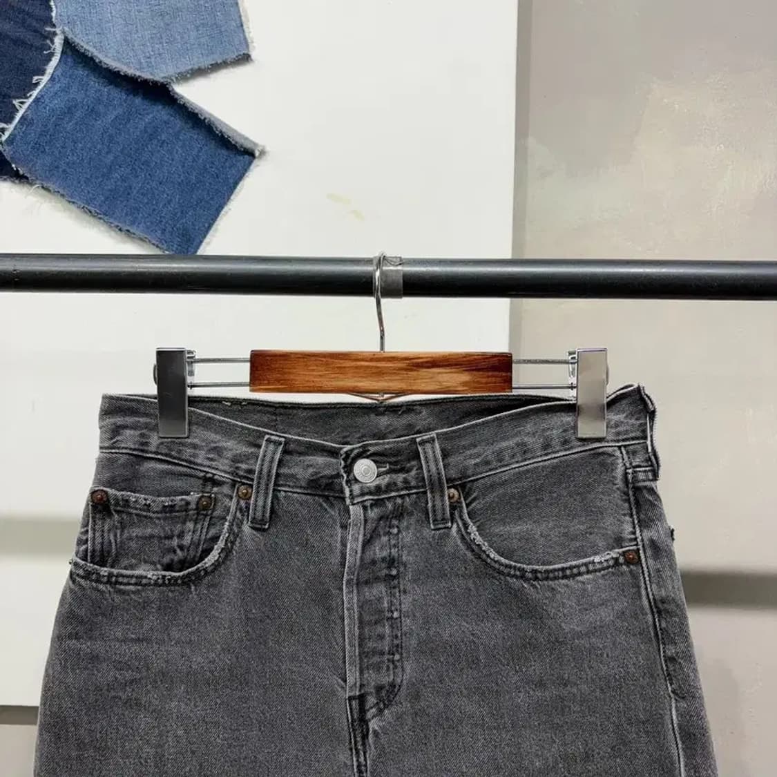 (26인치) 리바이스 501 여성 캐주얼 흑청바지 데님팬츠 상품이미지2