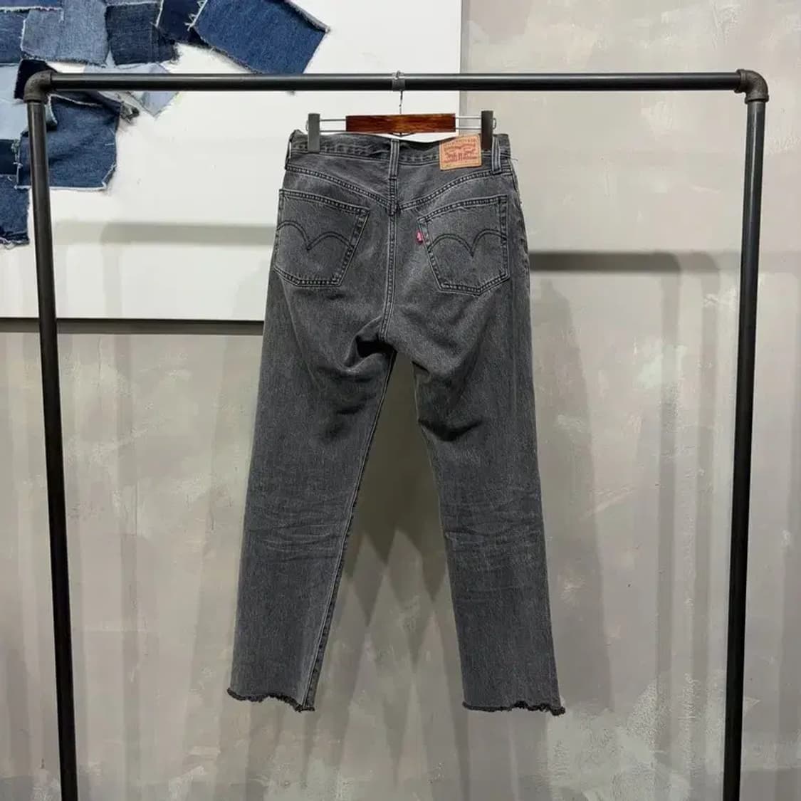 (26인치) 리바이스 501 여성 캐주얼 흑청바지 데님팬츠 상품이미지3