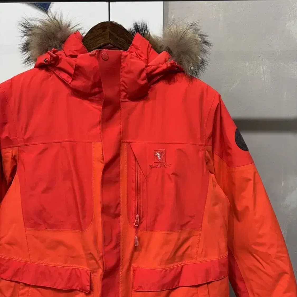 (95) 블랙야크 등산 아웃도어 고어텍스 구스다운 거위털 패딩 상품이미지3