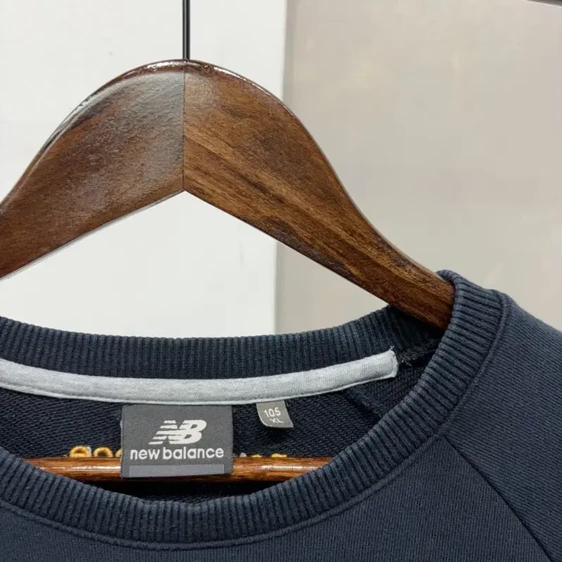 (105) 뉴발란스 캐주얼 프린팅 맨투맨 긴팔 티 상품이미지2