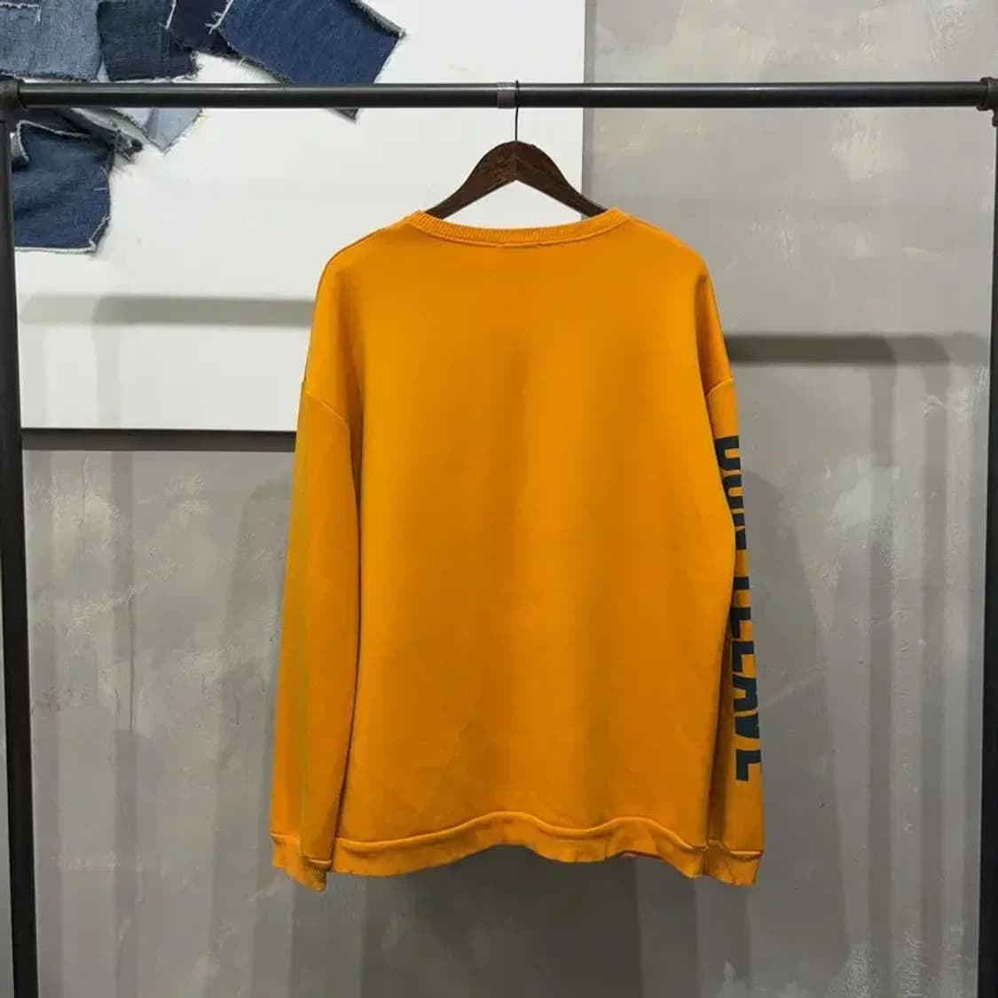 (105) 자라 ZARA 캐주얼 스트릿 프린팅 맨투맨 긴팔 티 상품이미지4