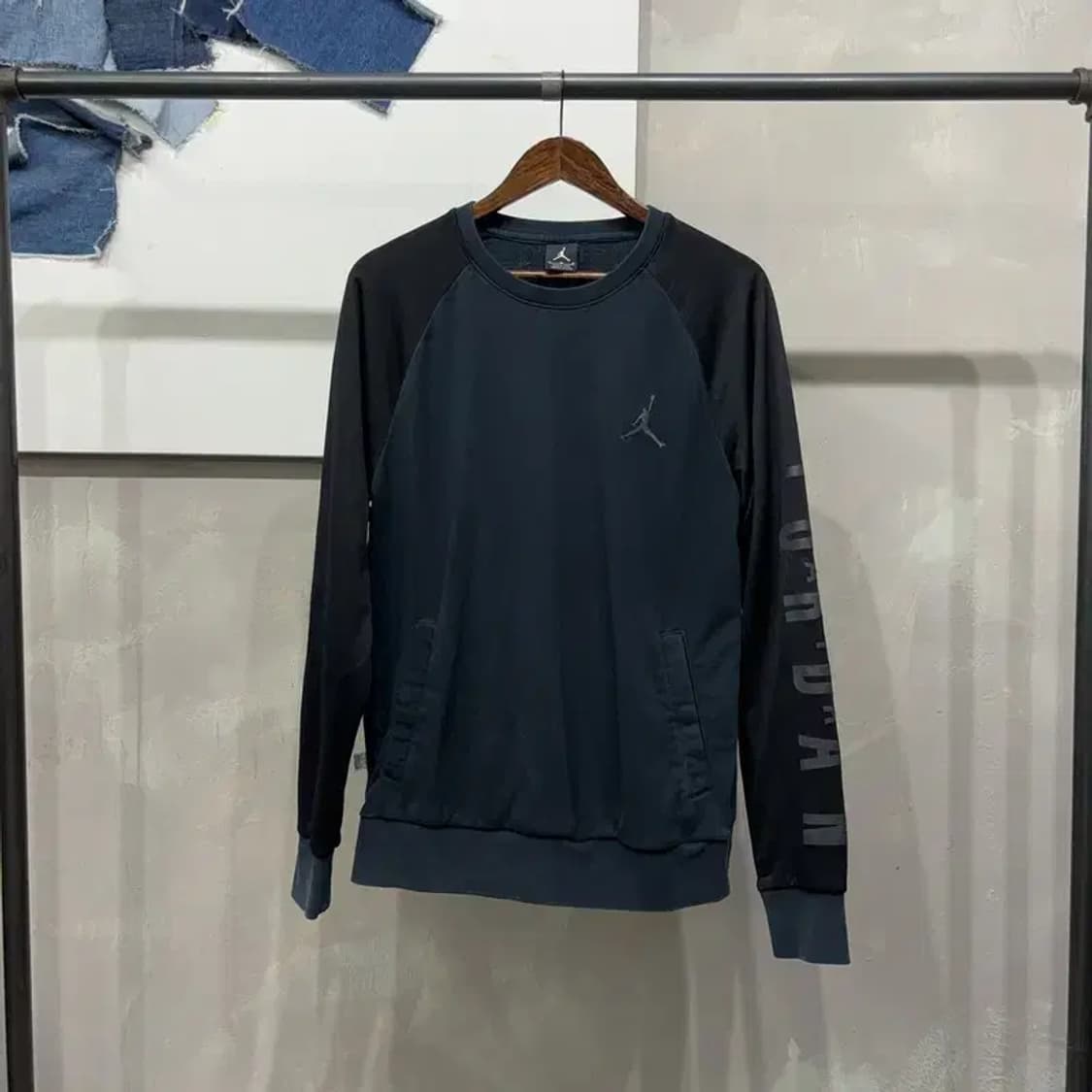 (105) 나이키 조던 스포츠 캐주얼 프린팅 맨투맨 긴팔 티 상품이미지1