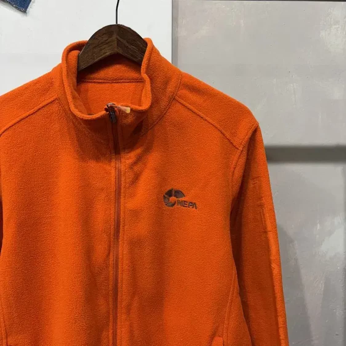 (100) 네파 등산 아웃도어 오렌지 후리스 플리츠 자켓 상품이미지3
