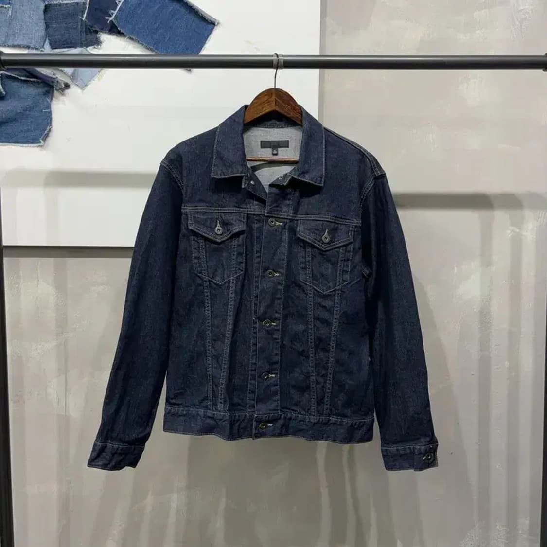 (105) 유니클로 캐주얼 생지 데님 자켓 진청자켓 상품이미지1
