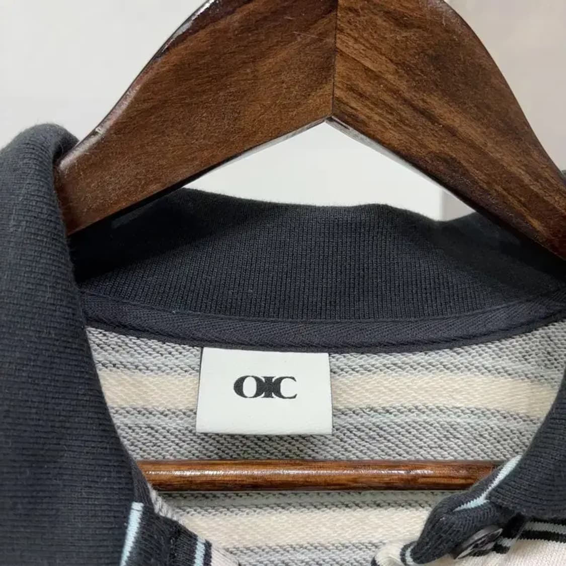 (90) 오아이오아이 여성 캐주얼 스트라프 긴팔 카라티 상품이미지2