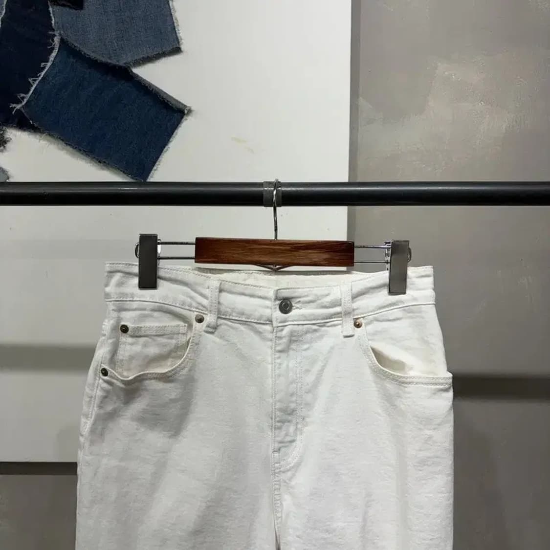 (28인치) H.M 흐앤므 여성 캐주얼 화이트진 청바지 상품이미지2