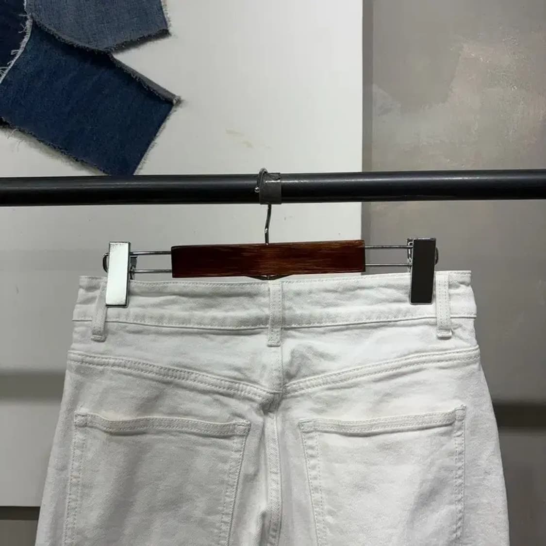 (28인치) H.M 흐앤므 여성 캐주얼 화이트진 청바지 상품이미지4