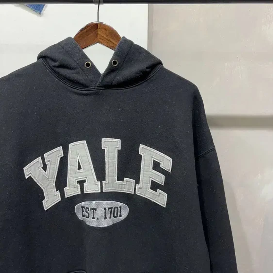 (105) 예일 캐주얼 스트릿 빅로고 후드티 상품이미지3