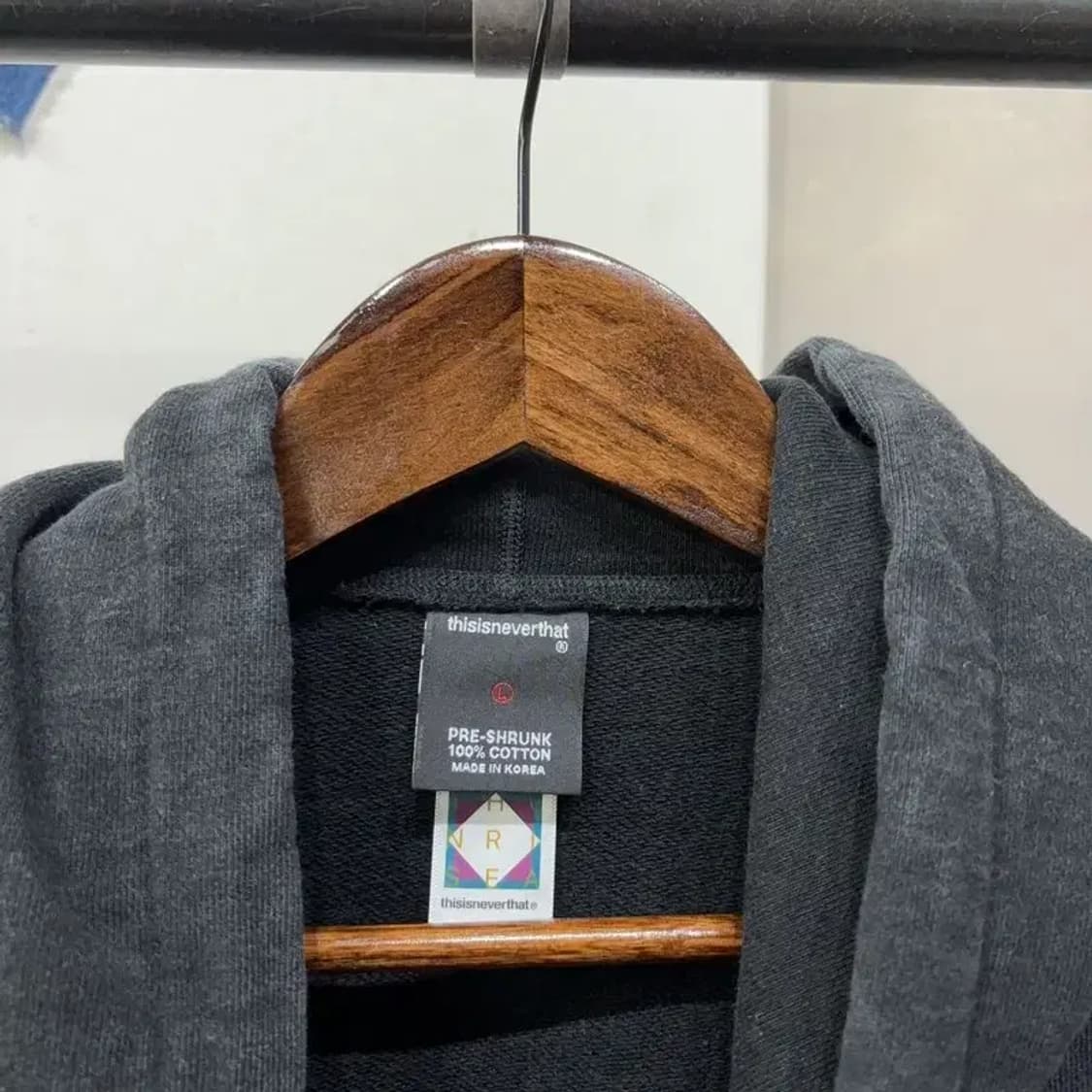 (105) 디스이즈네버댓 스트릿 소매라인 후드집업 자켓 상품이미지2