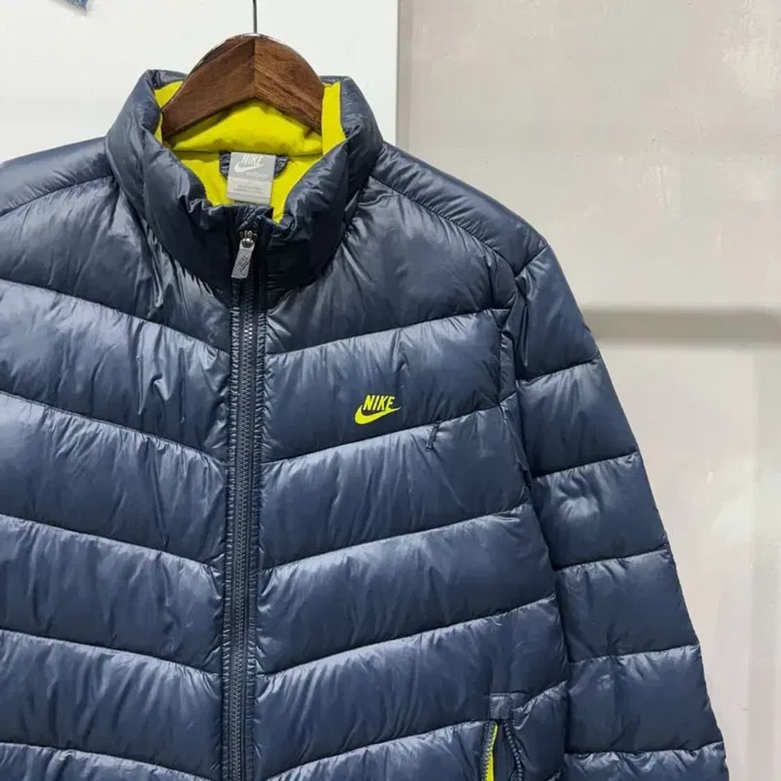(100) 나이키 스트릿 구스다운 거위털 경량패딩 상품이미지3