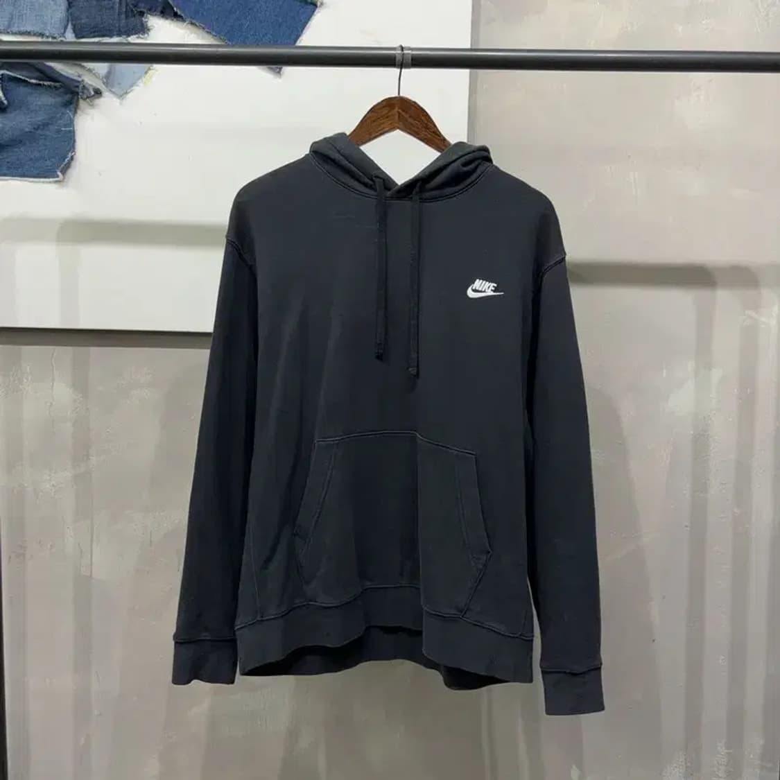 (105) 나이키 캐주얼 자수 약기모 블랙 후드티 상품이미지1