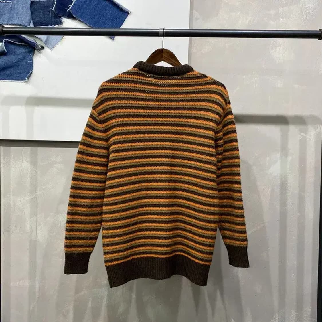 (100) 자라 ZARA 캐주얼 스트라이프 라운드 니트 상품이미지4