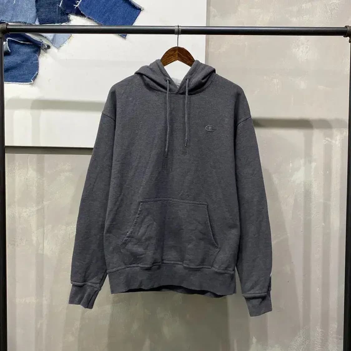(110) 챔피온 캐주얼 자수 기모 후드티 상품이미지1