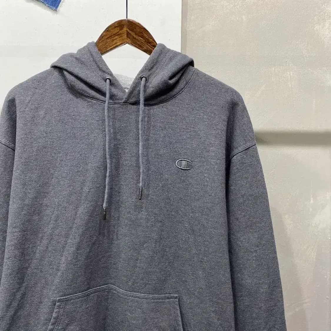 (110) 챔피온 캐주얼 자수 기모 후드티 상품이미지3