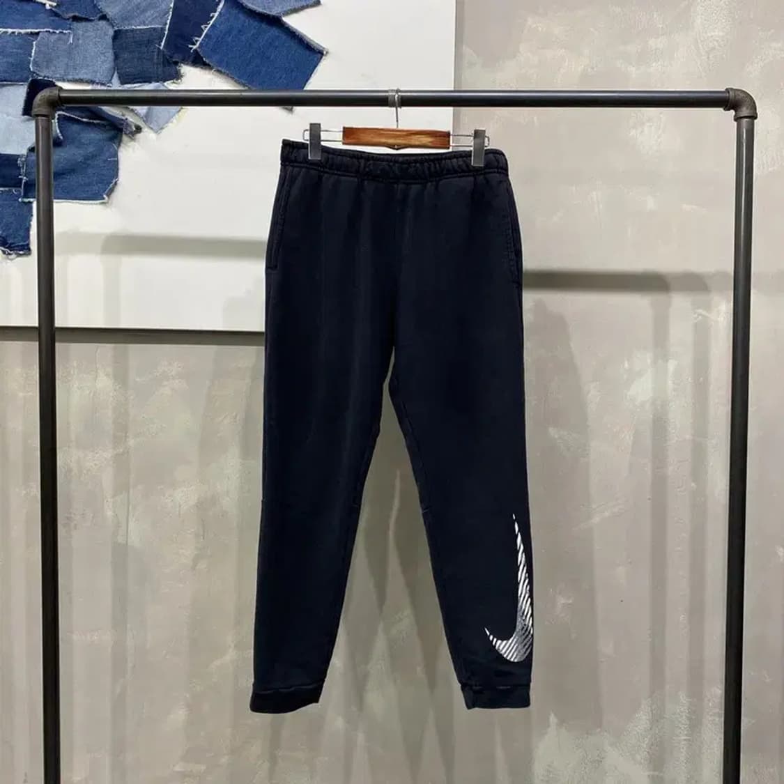 (30~32인치) 나이키 운동 스우시 드라이핏 밴딩 조거팬츠 운동바지 상품이미지1