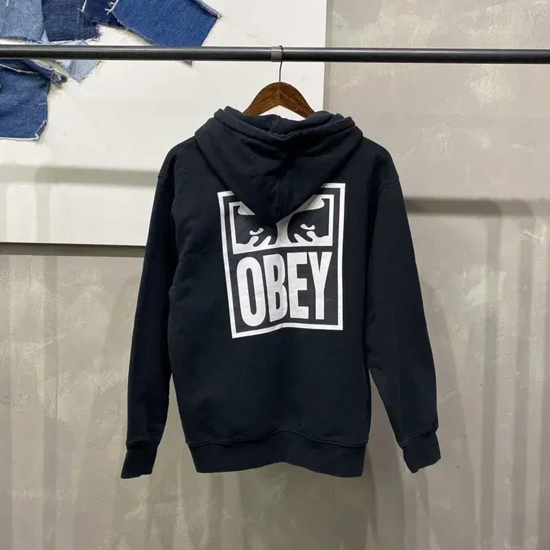 (100) 오베이 스트릿 캐주얼 백프린팅 기모 후드티 상품이미지4