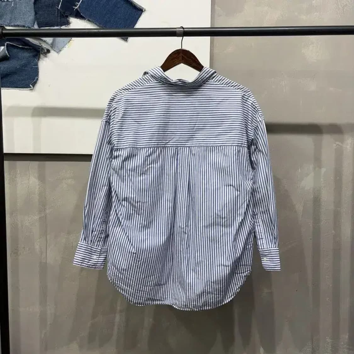 (95) 유니클로 여성 캐주얼 반오픈 스트라이프 셔츠 남방 상품이미지4
