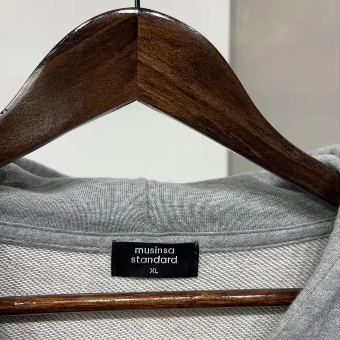 (105) 무신사스탠다드 캐주얼 투웨이 무지 후드집업 자켓 상품이미지2