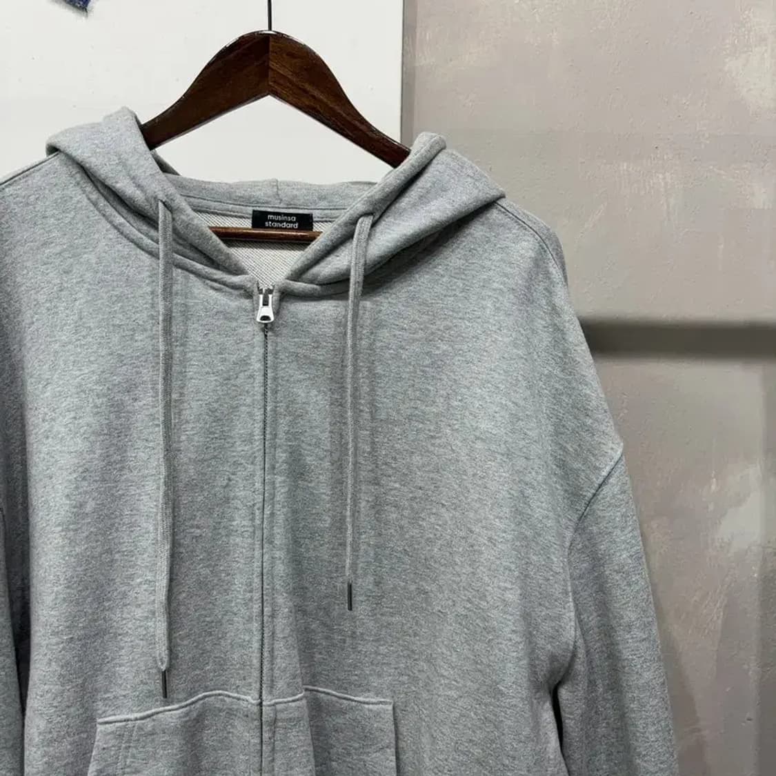 (105) 무신사스탠다드 캐주얼 투웨이 무지 후드집업 자켓 상품이미지3