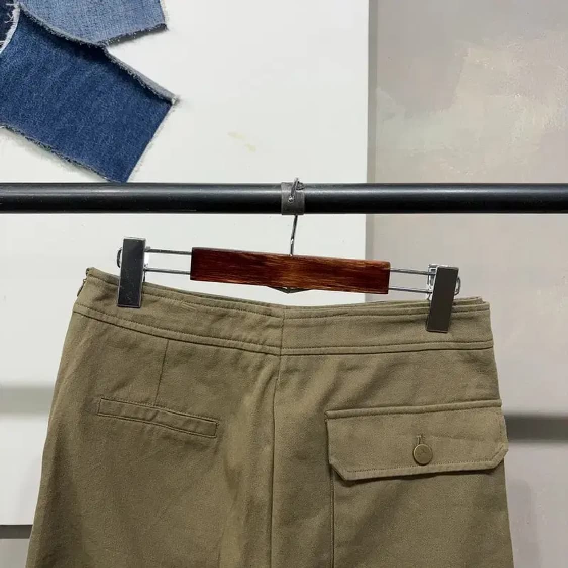 (28인치) 미쏘 여성 캐주얼 벨티드 포켓 미니스커트 치마 상품이미지4