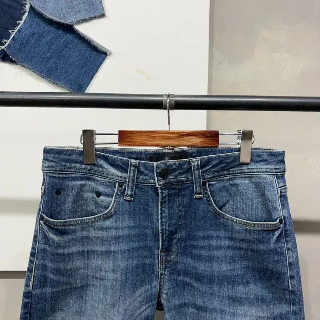 (32인치) 자라 ZARA 캐주얼 워싱 스판 진청바지 데님팬츠 상품이미지2