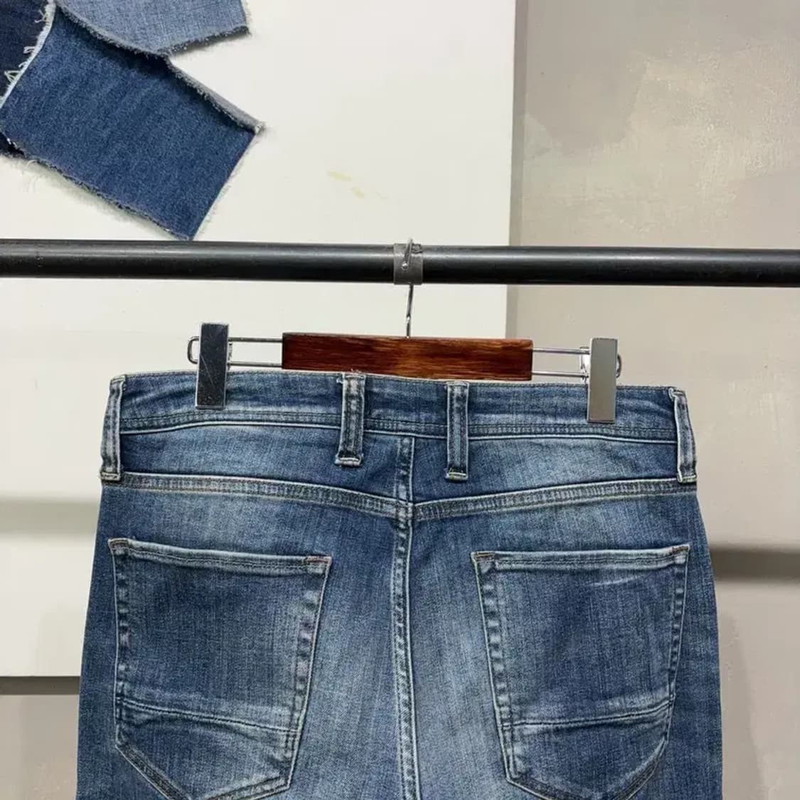 (32인치) 자라 ZARA 캐주얼 워싱 스판 진청바지 데님팬츠 상품이미지4