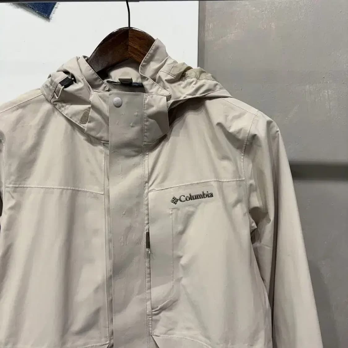 (95) 콜롬비아 여성 아웃도어 후드 바람막이 자켓 상품이미지3