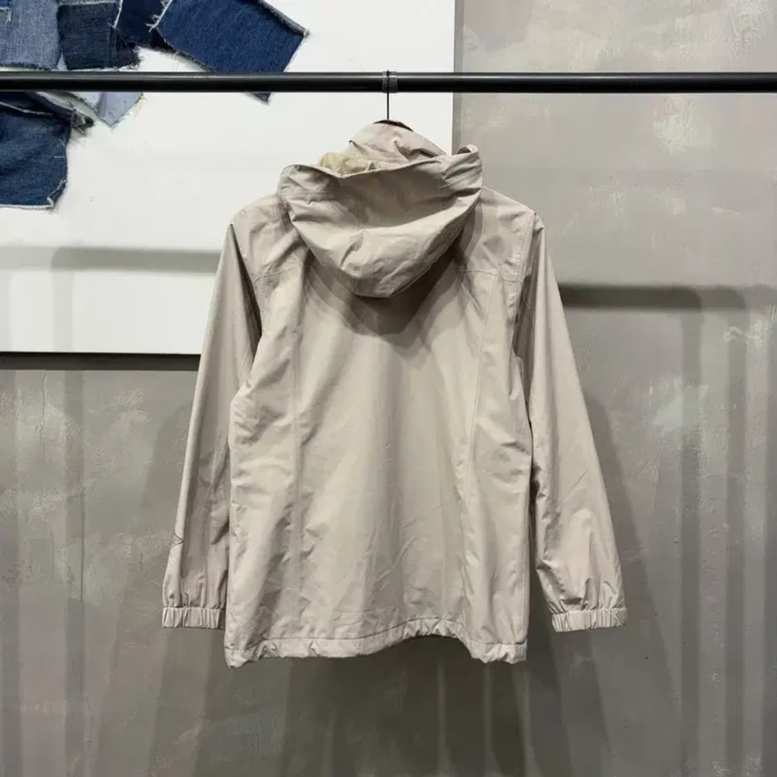 (95) 콜롬비아 여성 아웃도어 후드 바람막이 자켓 상품이미지4