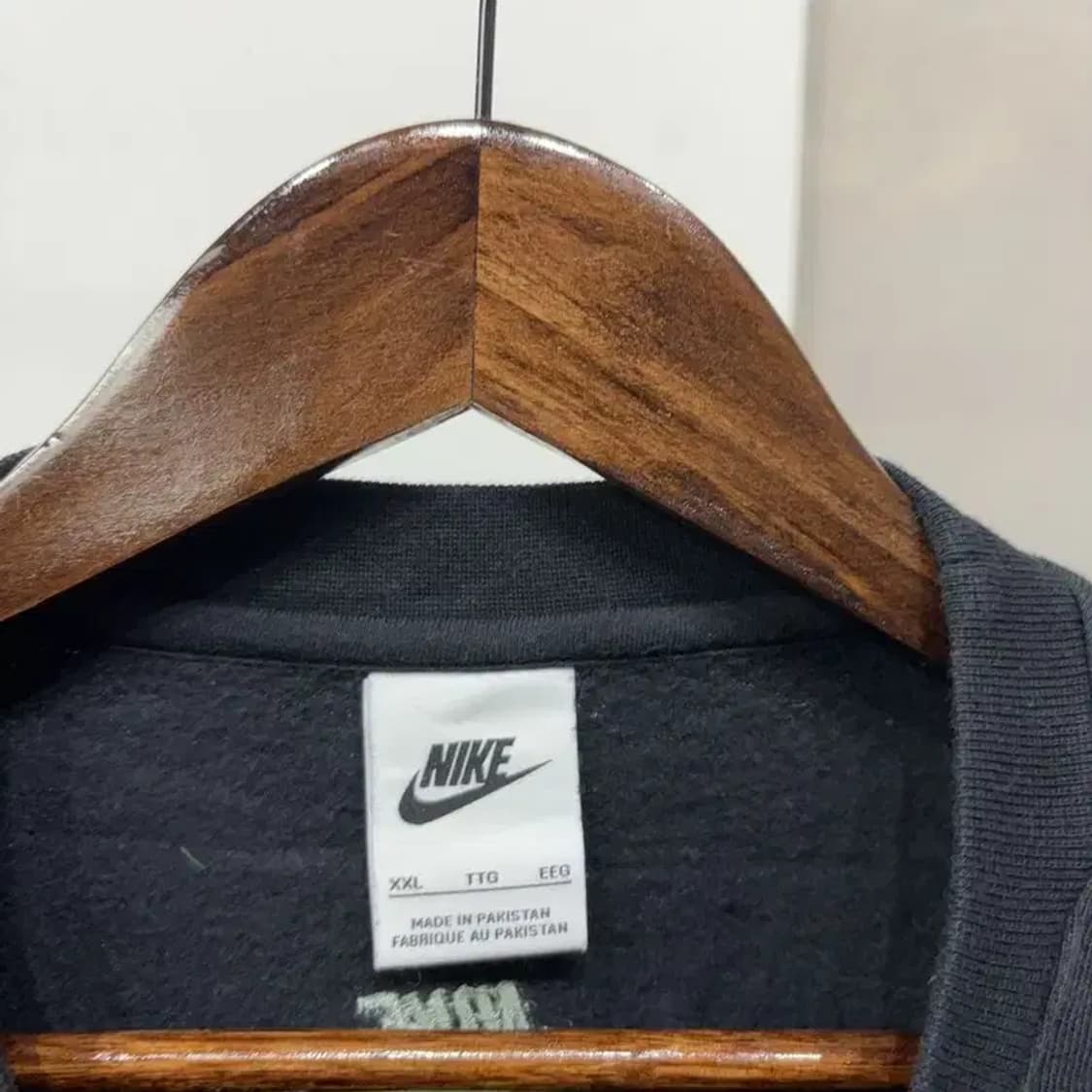 (110) 나이키 스트릿 트리플스우시 자수 맨투맨 긴팔 티 상품이미지2