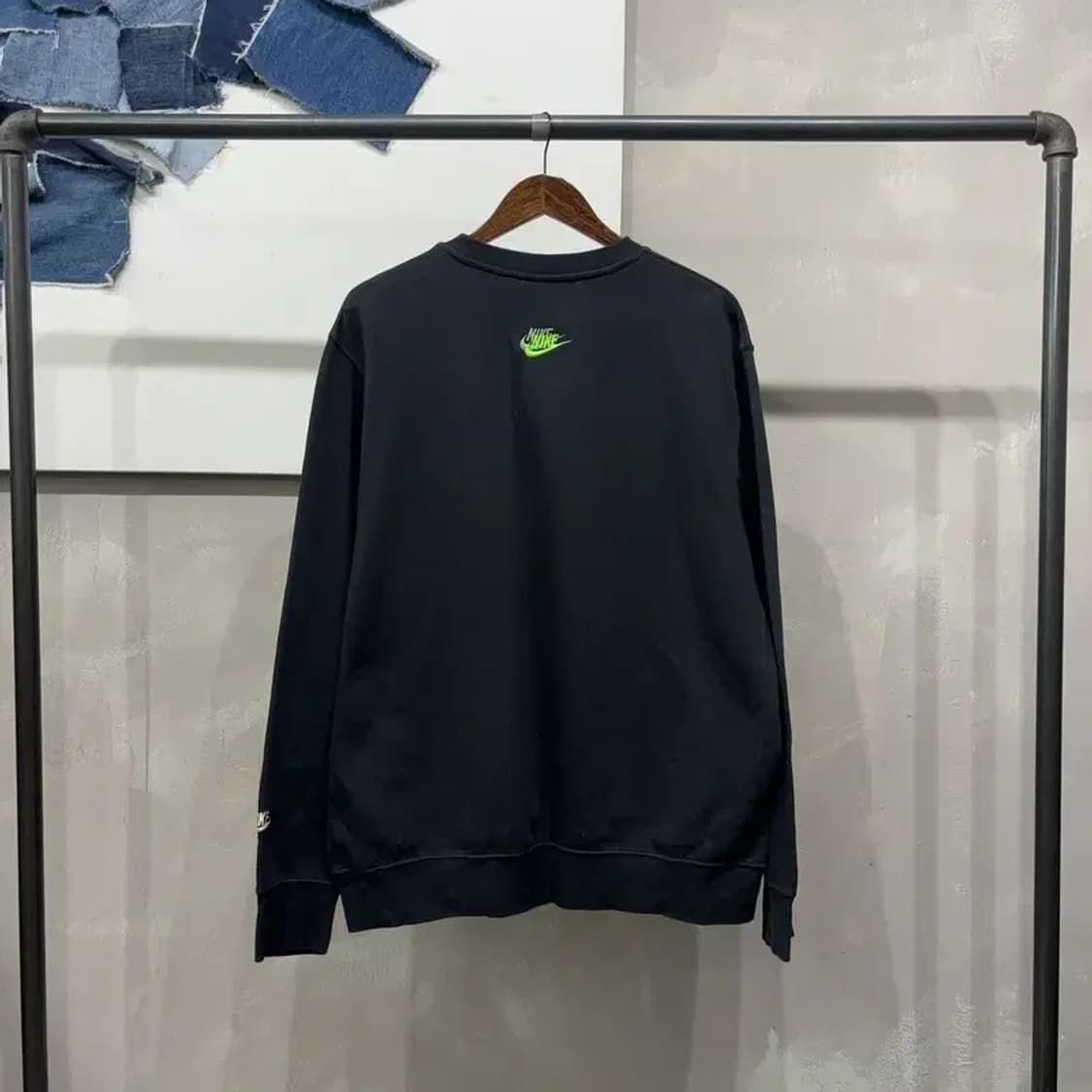 (110) 나이키 스트릿 트리플스우시 자수 맨투맨 긴팔 티 상품이미지4