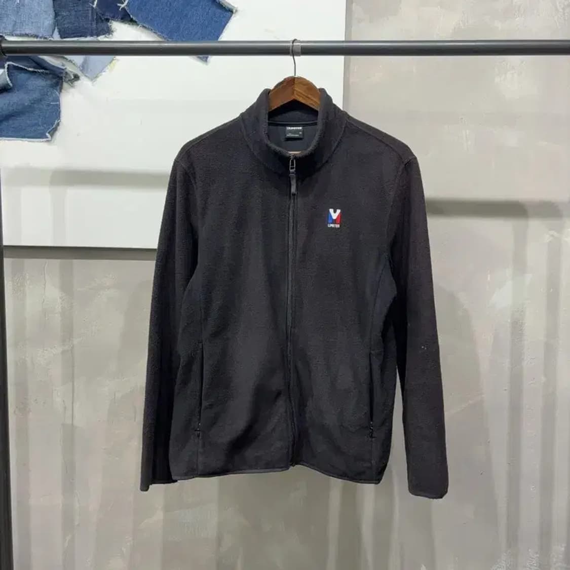 (100) 밀레 등산 아웃도어 자수 후리스 플리츠 자켓 상품이미지1