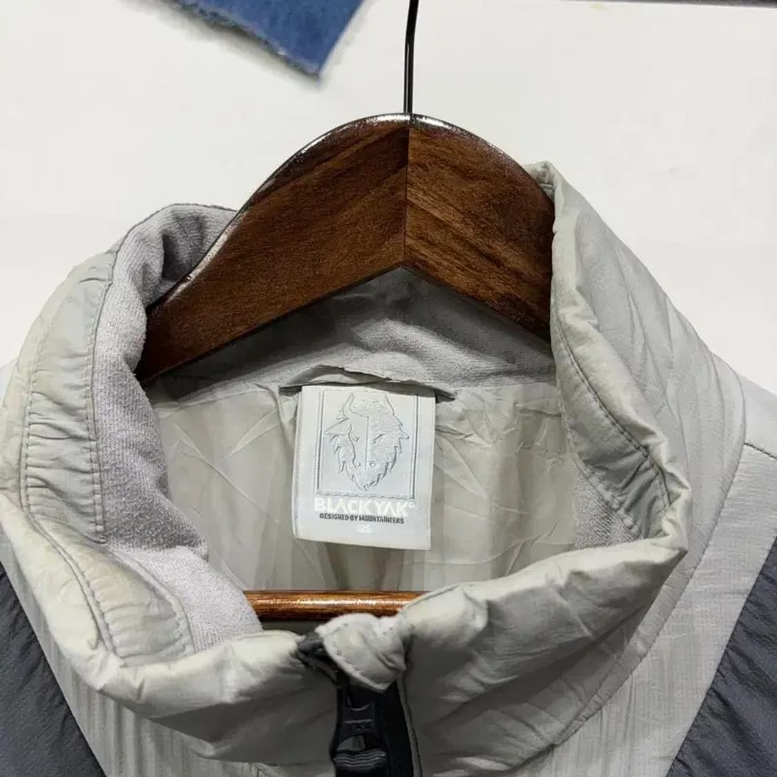 (105) 블랙야크 등산 아웃도어 배색 경량패딩 상품이미지2