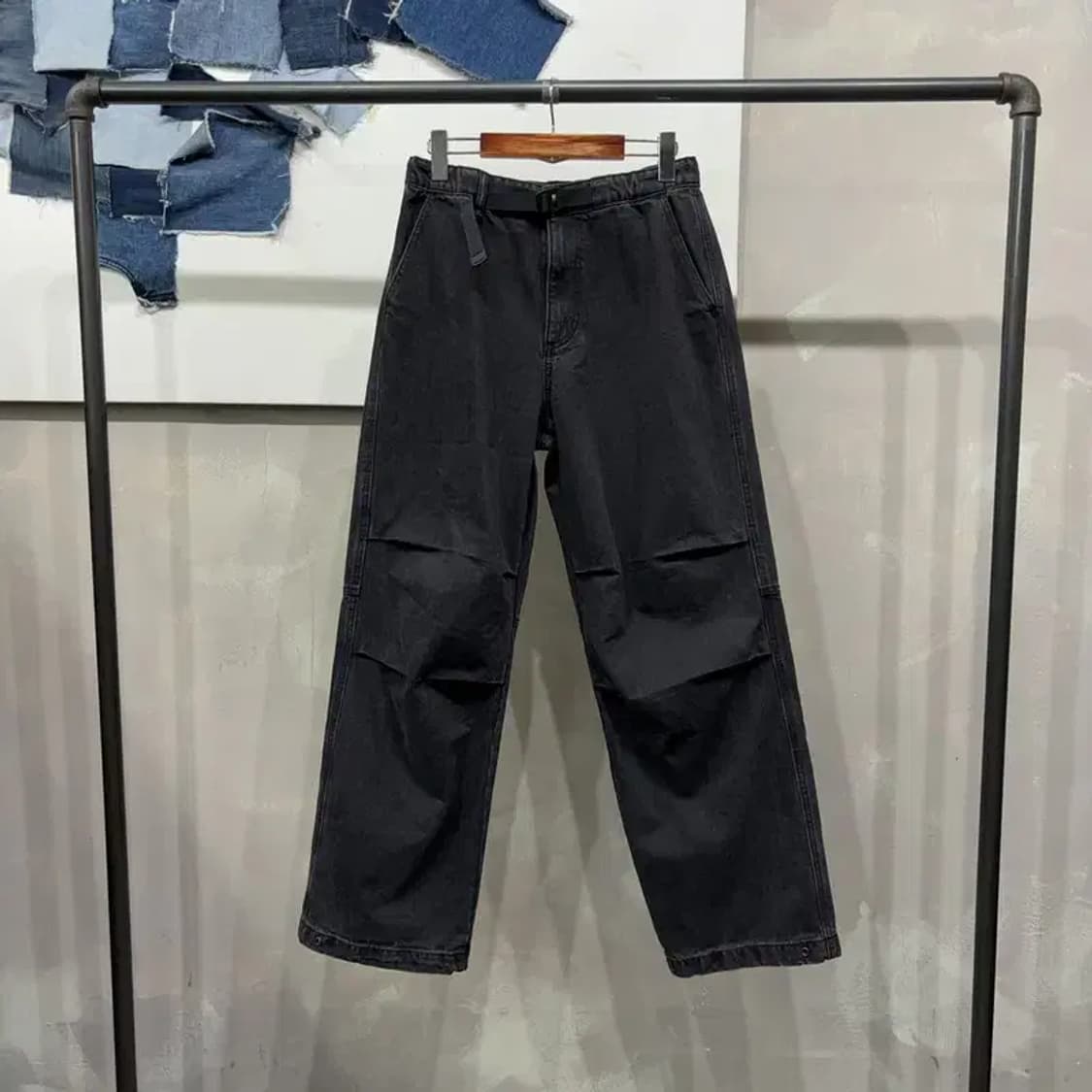 (29인치) 무신사스탠다드 스트릿 벨티드 더블니 흑청바지 데님팬츠 상품이미지1