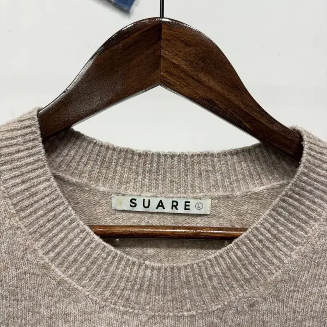 (105) 수아레 캐주얼 베이직 오트밀 라운드 니트 상품이미지2