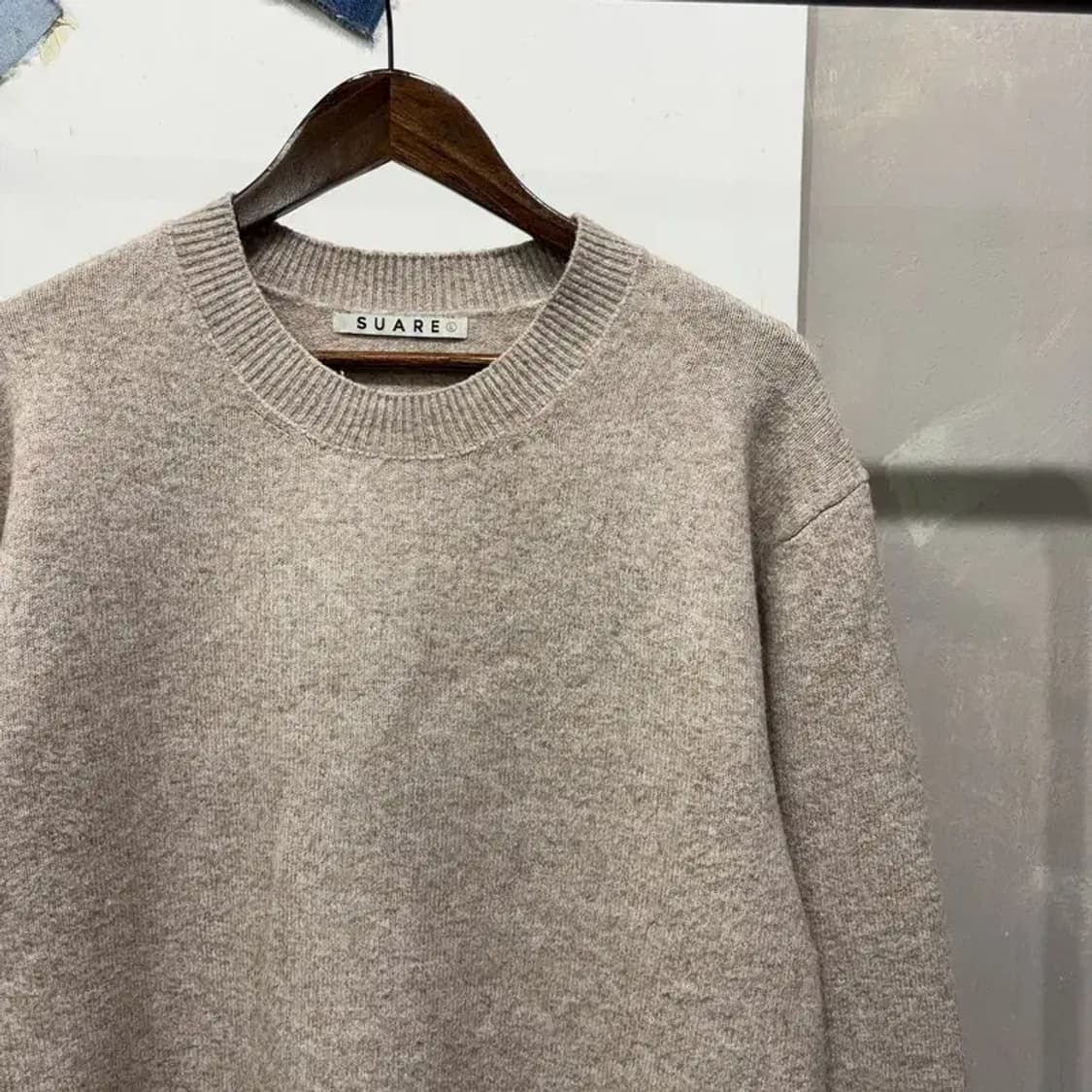 (105) 수아레 캐주얼 베이직 오트밀 라운드 니트 상품이미지3