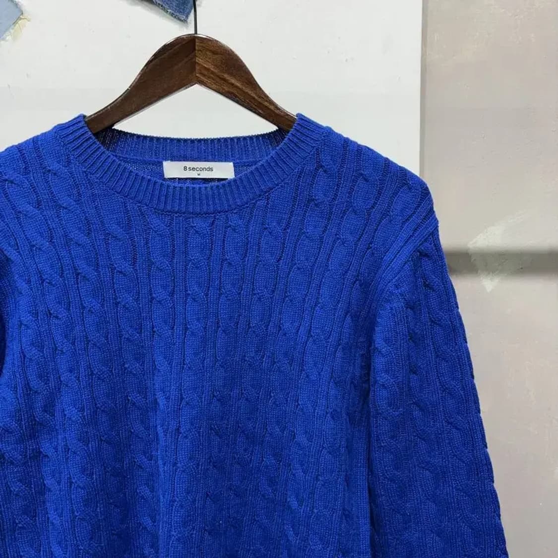 (90) 에잇세컨즈 여성 캐주얼 케이블 꽈배기 니트 상품이미지3